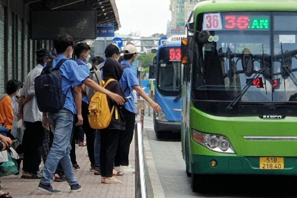 TP.HCM mở thêm 12 tuyến xe buýt