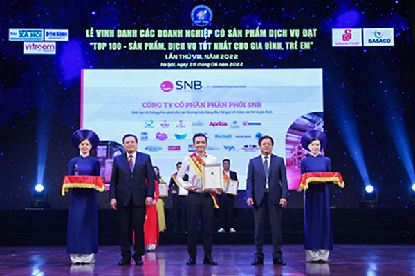 SNB được vinh danh ‘Top 100 sản phẩm, dịch vụ tốt nhất cho gia đình và trẻ em’