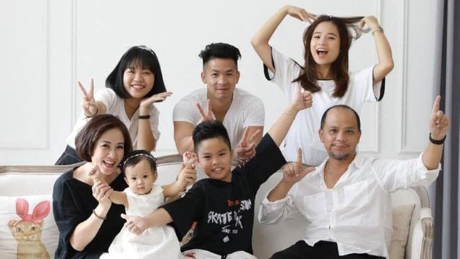 Vợ chồng Anh Tuấn-Nguyệt Hằng: Hiếm hoi đóng chung phim nhưng 'không nhìn mặt nhau' ảnh 4