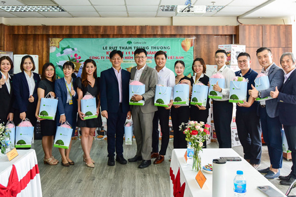 40 khách hàng trúng thưởng ‘Mừng sinh nhật Cathay lần thứ 14’