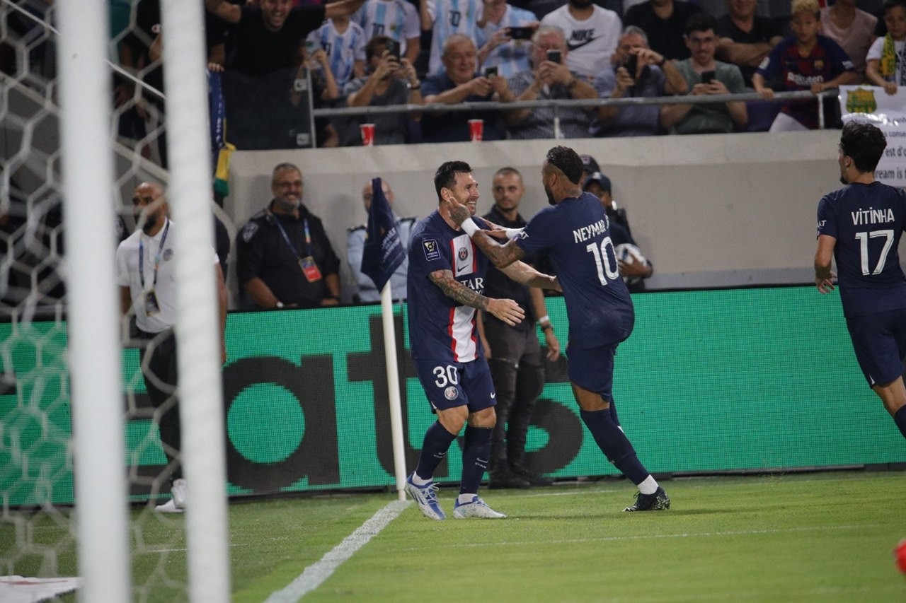 Kết quả bóng đá hôm nay 1/8: Messi giúp PSG thắng '4 sao'