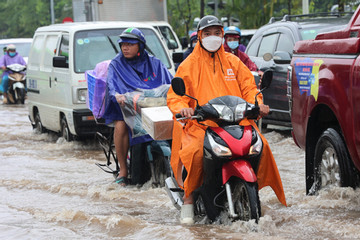 Dự báo thời tiết 11/8: Bão số 2 đổ bộ, khắp miền Bắc đến Nghệ An mưa rất to