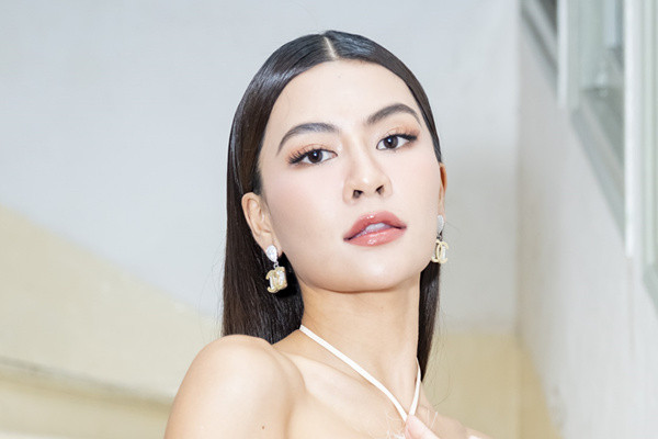 Hà Nhi ra MV 'Chưa quên người yêu cũ',  bị đồn 'dao kéo nát mặt'