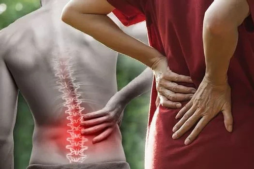Đau lưng có thể dẫn tới bại liệt vĩnh viễn nếu đi kèm dấu hiệu đại tiểu tiện bất thường