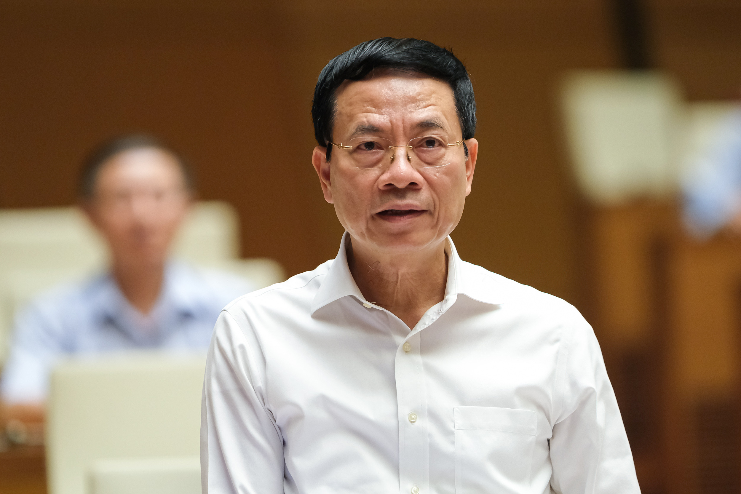 Bộ trưởng Nguyễn Mạnh Hùng: Lên mạng xã hội phải định danh để phát ngôn có trách nhiệm hơn