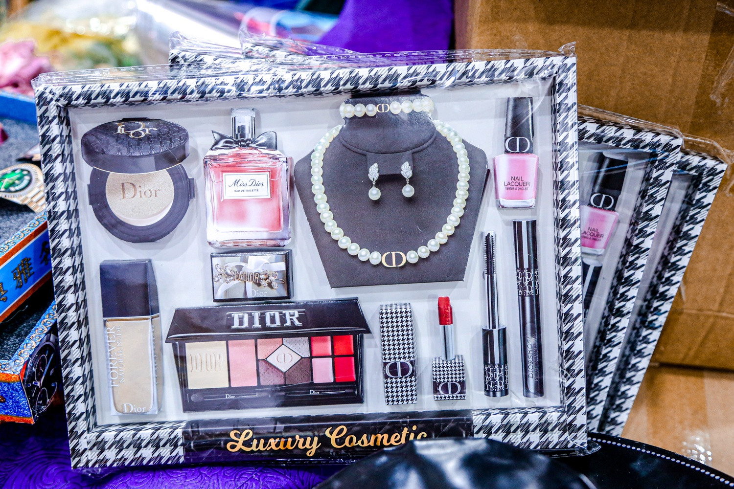 Mua oto hang sang dot ram thang 7 anh 6