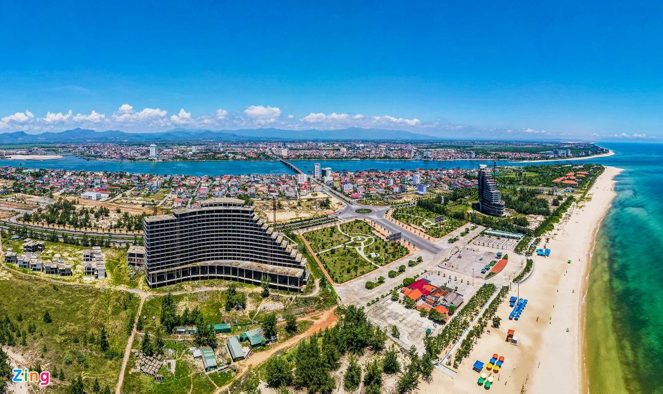 Loạt dự án nghìn tỷ 'ngủ đông' ở bán đảo đẹp nhất Quảng Bình