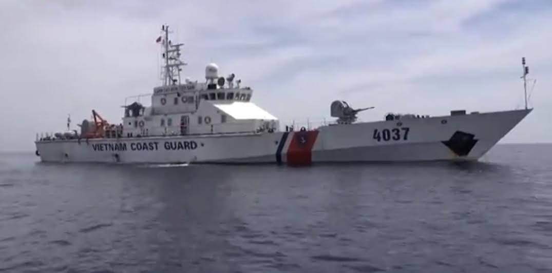 Xây dựng, bảo vệ tổ quốc trong tình hình mới: Quân đội tinh, gọn, mạnh, tiến lên hiện đại