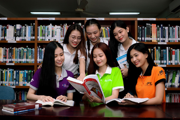 Nhiều học bổng cho sinh viên trường ĐH Mở TP.HCM
