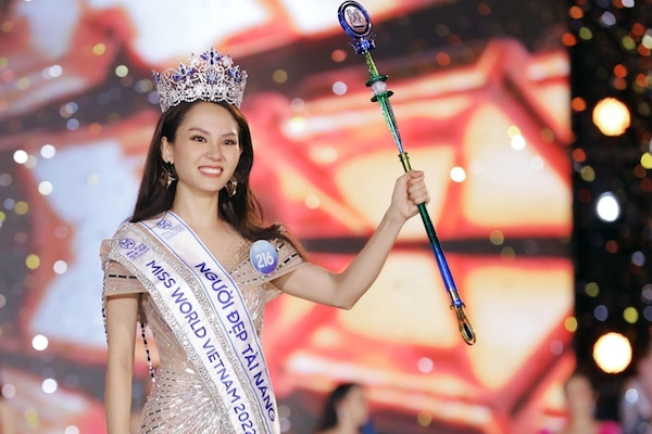 Huỳnh Nguyễn Mai Phương đăng quang Miss World Vietnam 2022