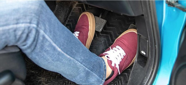 Những sai lầm phá hủy hệ thống phanh ô tô ảnh 3