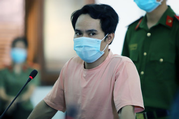 Bị cáo giết ba người trong gia đình vợ cũ ở Phú Yên lĩnh án tử hình