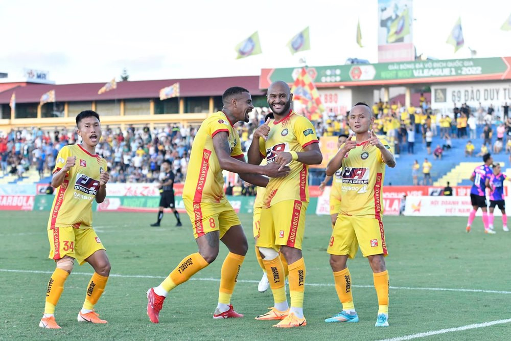 Video bàn thắng Thanh Hóa 2-0 Hà Tĩnh: 3 điểm cho chủ nhà