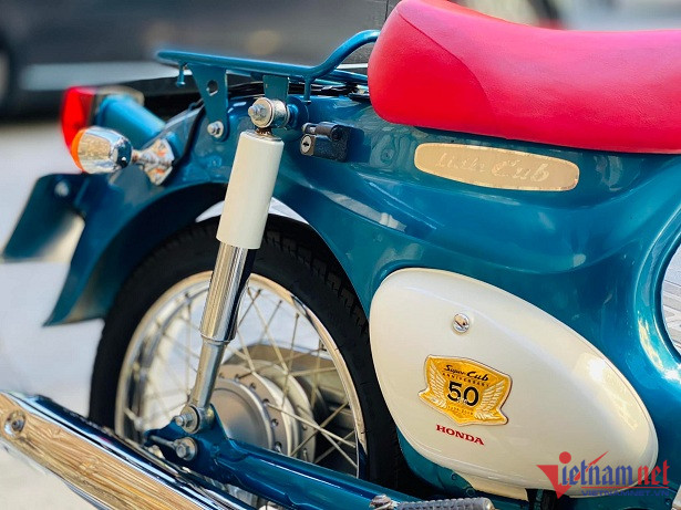 Honda Little Cub 50 Fi 'siêu hiếm' giá gần 100 triệu tại Hà Nội