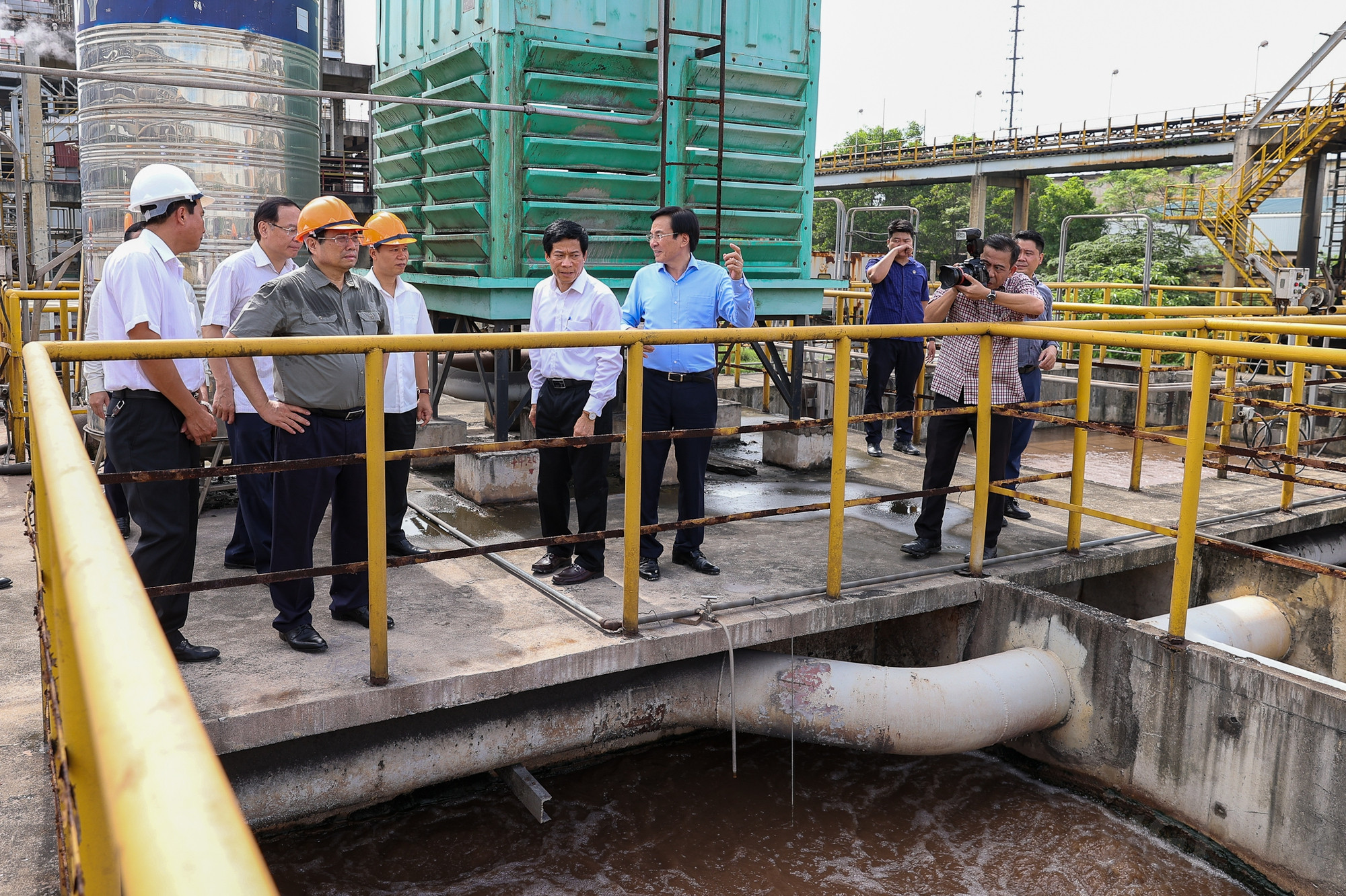 Chùm ảnh: Thủ tướng kiểm tra dự án đạm Hà Bắc – 1 trong 12 dự án yếu kém ngành công thương - Ảnh 7.