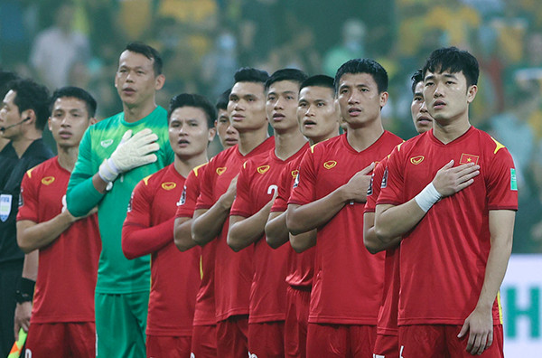 Tuyển Việt Nam mơ dự World Cup: Còn chờ ai?