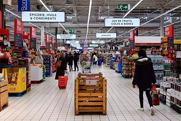 Vì sao nên ghé siêu thị địa phương khi đi du lịch?