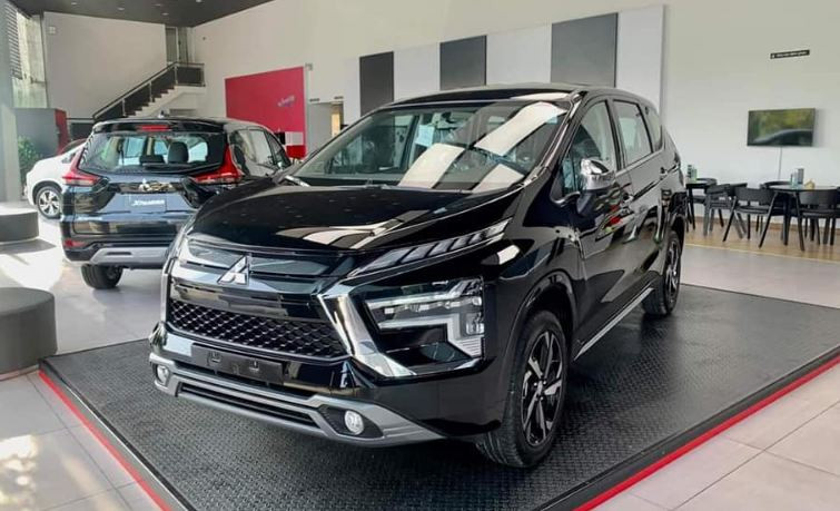 Xe MPV tháng 7: Mitsubishi Xpander đánh bại Toyota Veloz