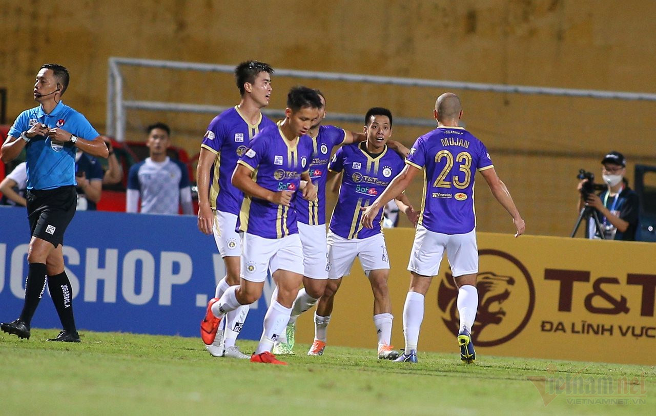 Video bàn thắng Hà Nội 2-1 HAGL: Kịch tính siêu kinh điển V-League