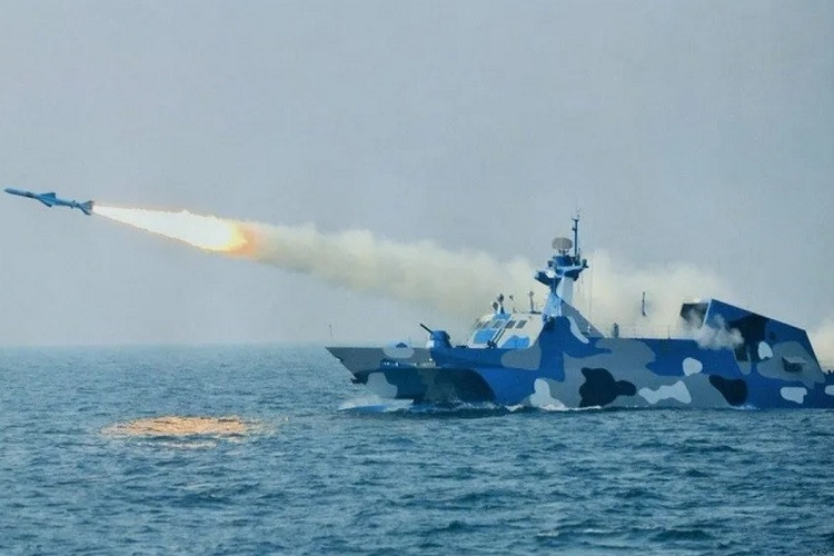 Hé lộ loại tàu đột kích nhanh của hải quân Trung Quốc