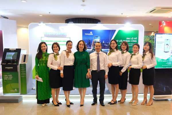 Vietcombank tích cực hưởng ứng cuộc vận động 'Người Việt Nam ưu tiên dùng hàng Việt Nam'