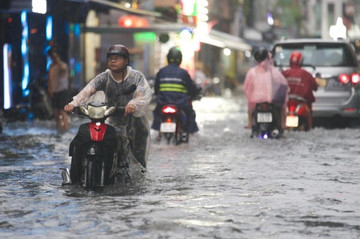 TP.HCM nói ngập nặng là do mưa lớn vượt thiết kế