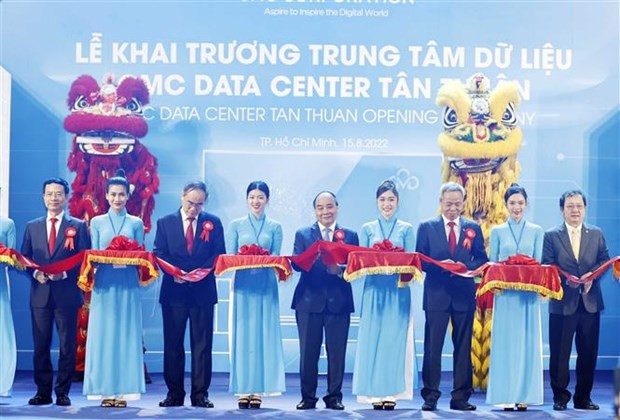 Leading data centre opens in Vietnam hinh anh 1