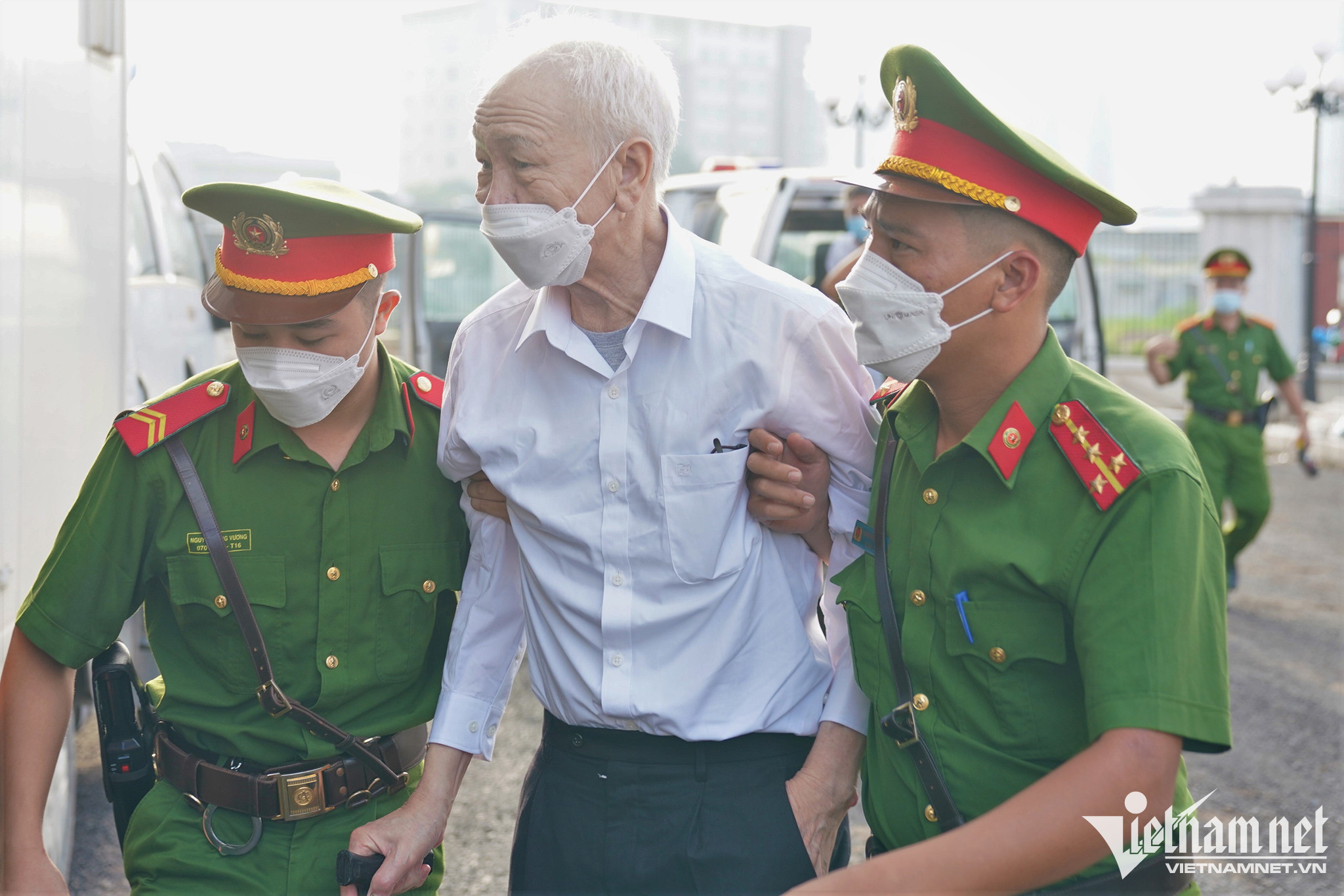 Vụ thâu tóm 'đất vàng', ái nữ khai: ‘Không người cha nào hại con như thế’