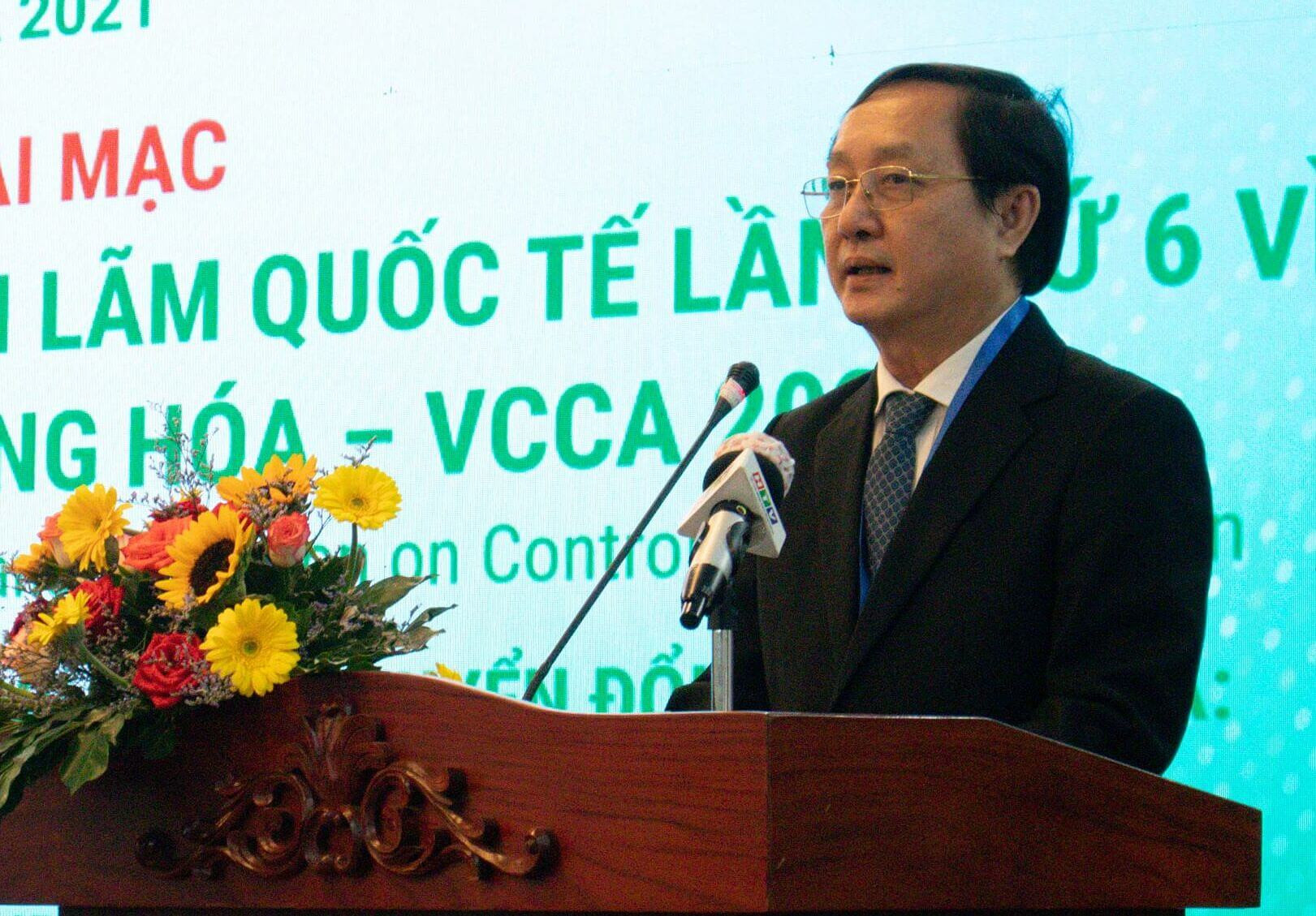 Bộ trưởng Bộ Khoa học - Công nghệ Huỳnh Thành Đạt phát biểu khai mạc chương trình.
