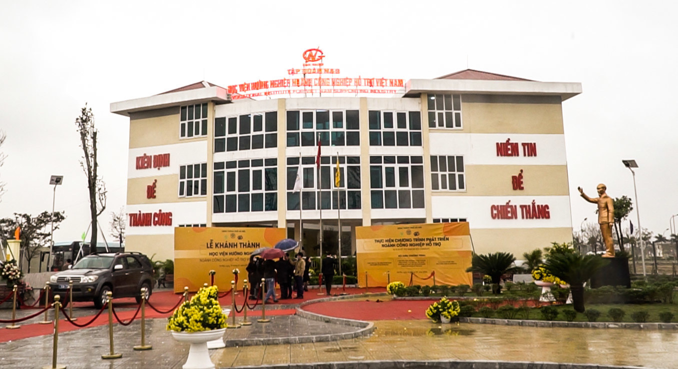 Hà Nội ra mắt Học viện hướng nghiệp ngành công nghiệp hỗ trợ Việt Nam