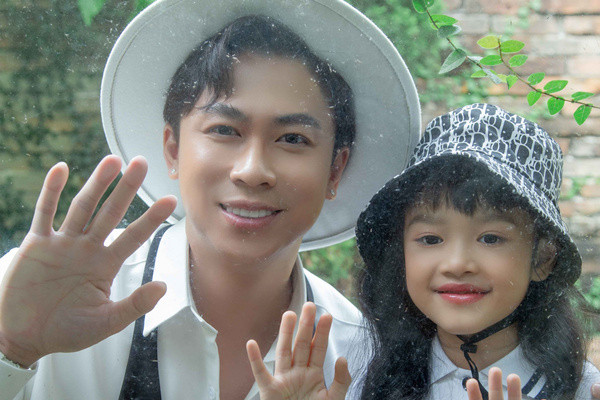Điều nặng lòng nhất của ca sĩ Hồ Việt Trung khi làm bố đơn thân