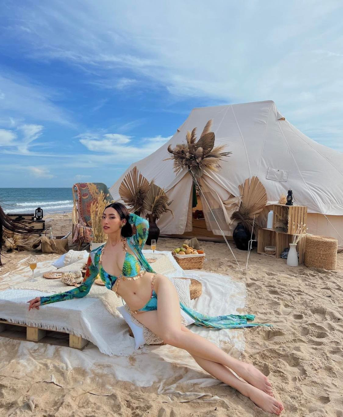 Hoa hậu Việt hở bạo sau khi hết nhiệm kỳ - 5