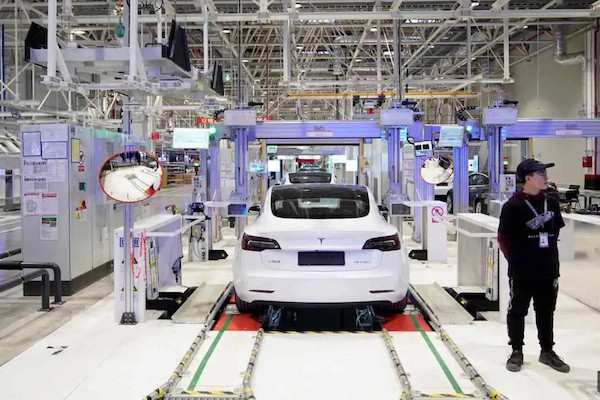 Tesla loay hoay 'tìm điện' ở Trung Quốc