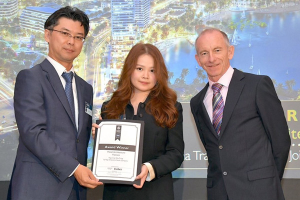 Vega City Nha Trang và Phoenix Property nhận 6 giải thưởng quốc tế