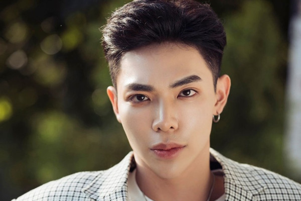 Ca sĩ Erik tiết lộ mối duyên với 'producer bí ẩn nhất Việt Nam'