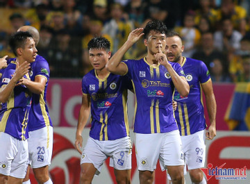 Hà Nội FC giữ Thành Chung bằng hợp đồng 'khủng'