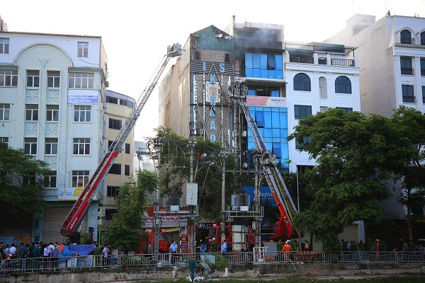Truy thăng cấp bậc hàm cho 3 chiến sĩ Cảnh sát PCCC dũng cảm hy sinh