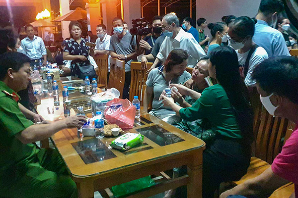 3 cán bộ, chiến sĩ hy sinh: ‘Sáng cứu người, tối nay các anh không về’