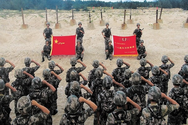 Quân đội Trung Quốc rầm rộ kỷ niệm ngày thành lập