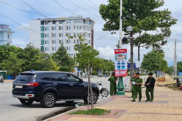 Họp báo vụ nữ sinh bị ô tô tông chết ở Ninh Thuận