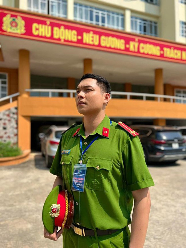 Đời tư kín tiếng của Phan Thắng - chàng diễn viên 9X vào vai Trung úy Chiến trong