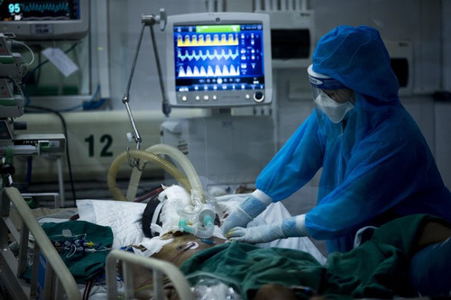 Vietnam sees rise in Covid-19 infections and deaths