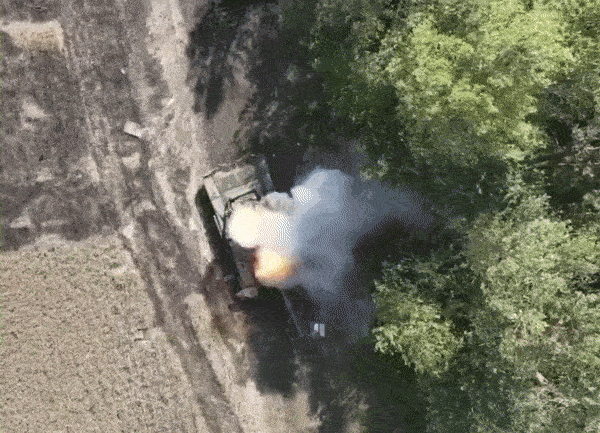 Anh lý giải nguyên nhân nhiều xe tăng Nga bị vô hiệu hóa ở Ukraine