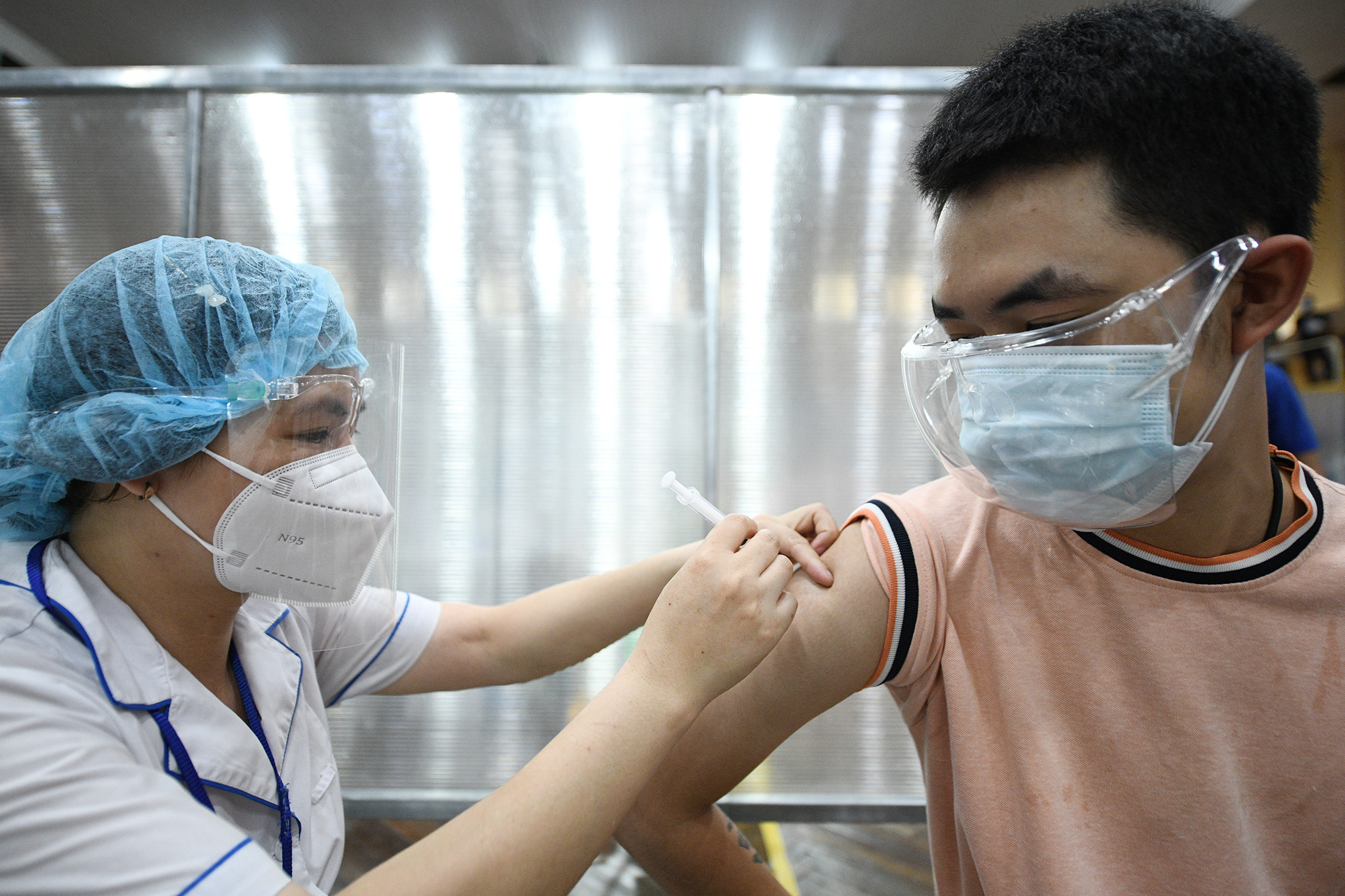 17h ngày 18/8: Tiền huy động vào Quỹ vắc xin 9.381,42 tỷ, dư 1.709.22 tỷ đồng