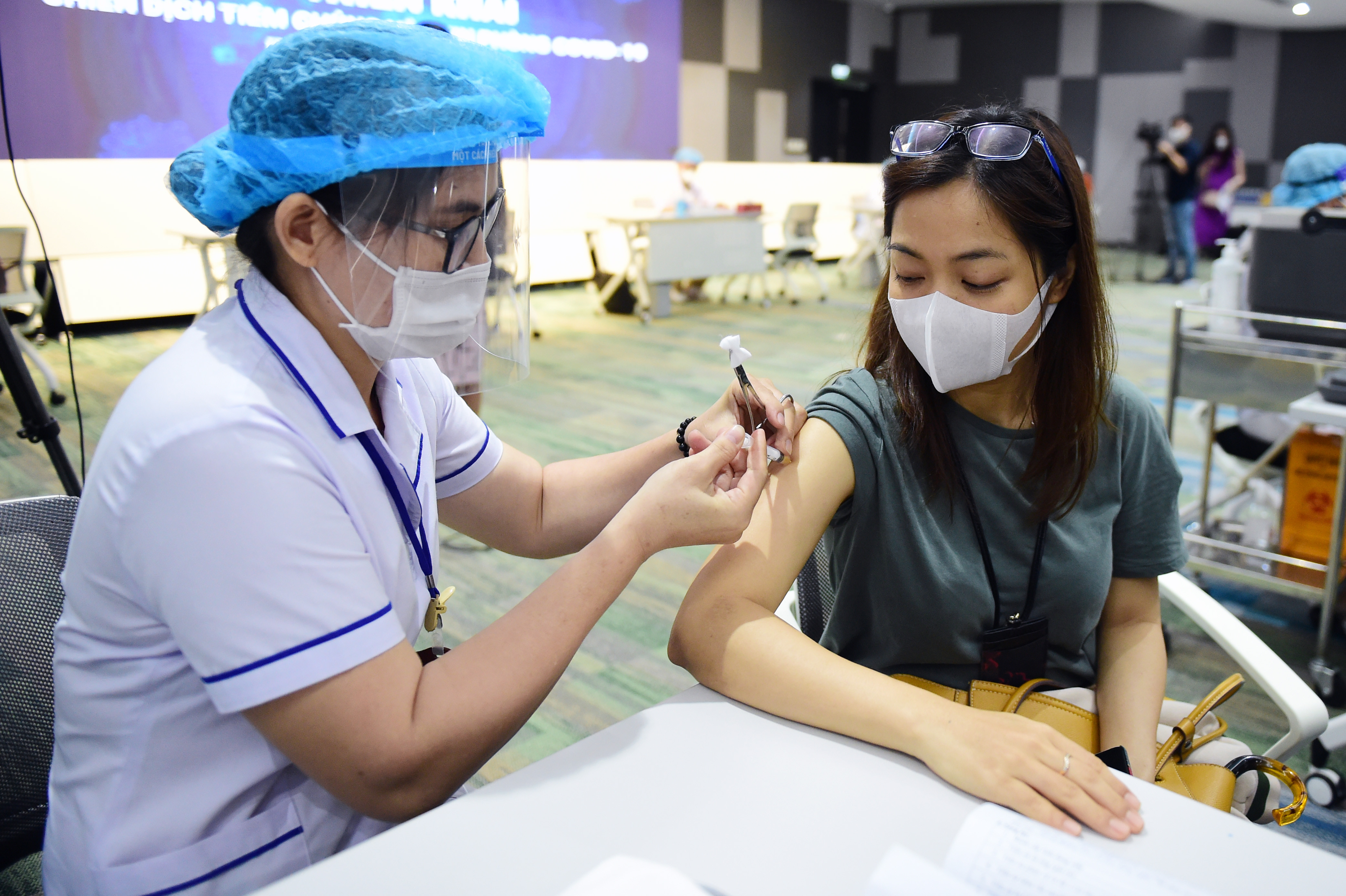 17h ngày 28/7: Tiền huy động vào Quỹ vắc xin 9.375,98 tỷ, dư 1.703,78 tỷ đồng