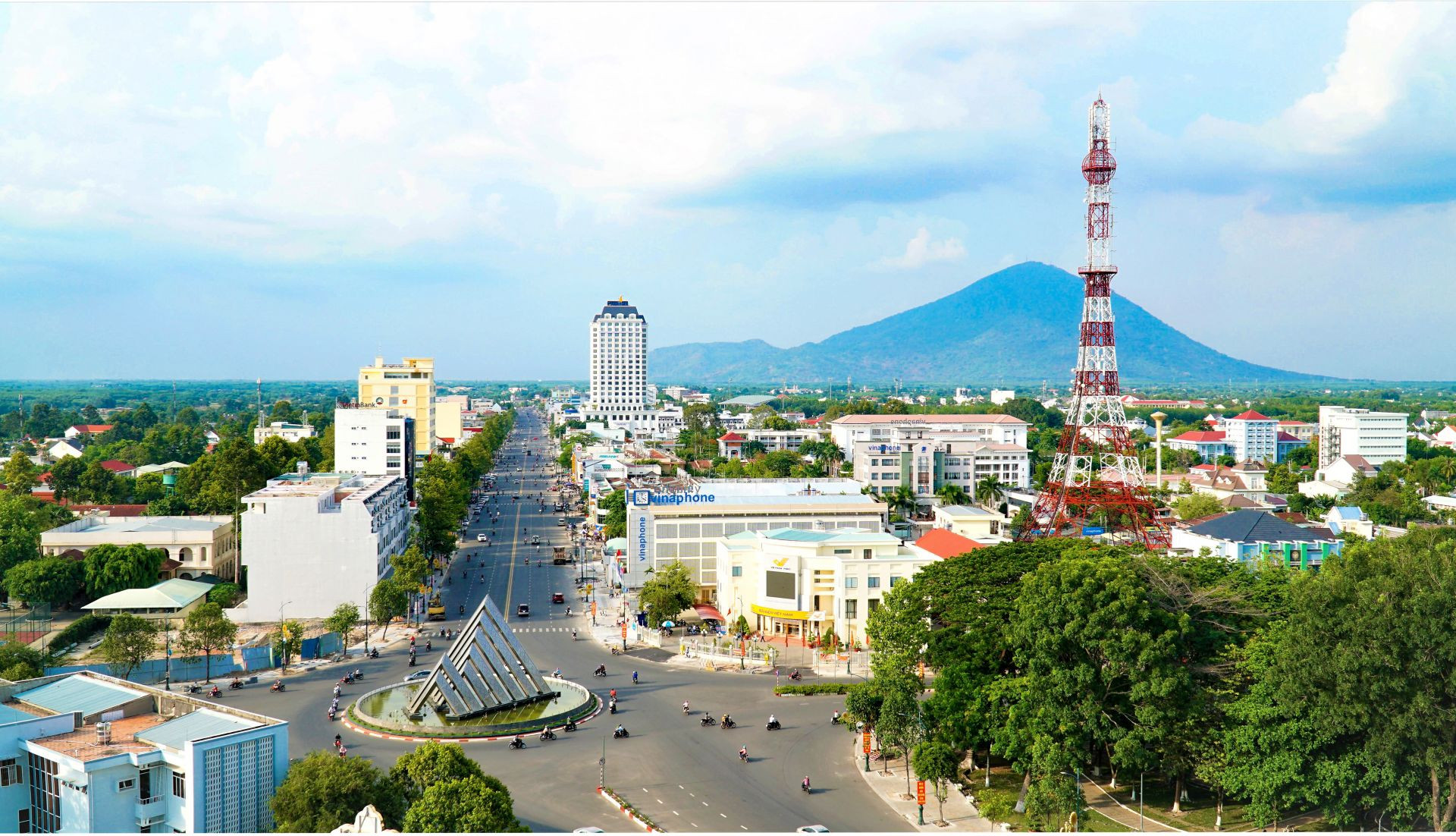 Xây dựng Tây Ninh văn minh, hiện đại, thân thiện, nghĩa tình và đáng sống