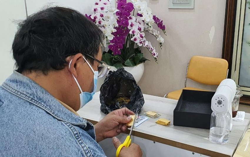 Vàng SJC vượt xa giá vàng thế giới,có nên đầu tư?  ảnh 1