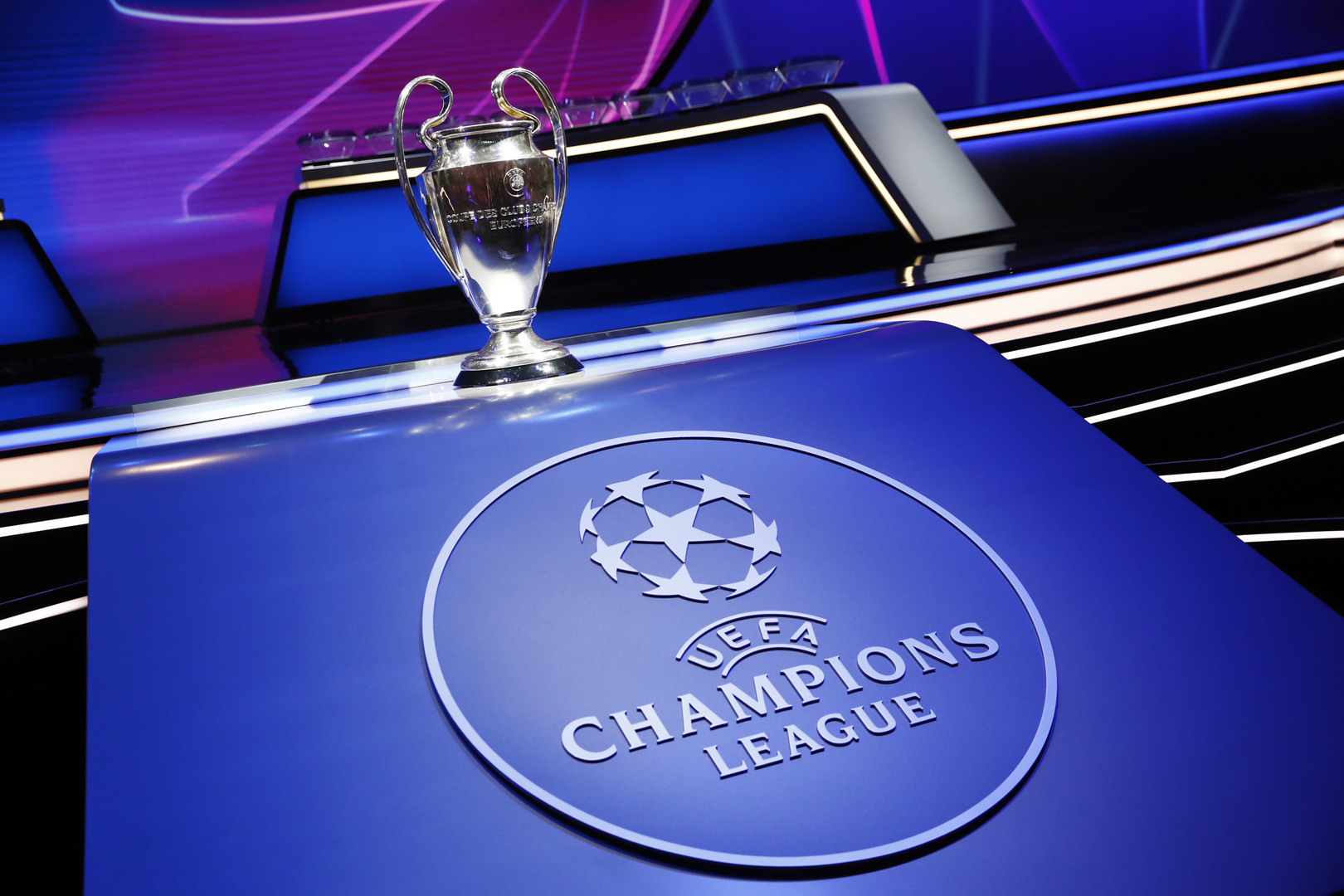 Bốc thăm Cúp C1, chờ bảng từ thần ở Champions League