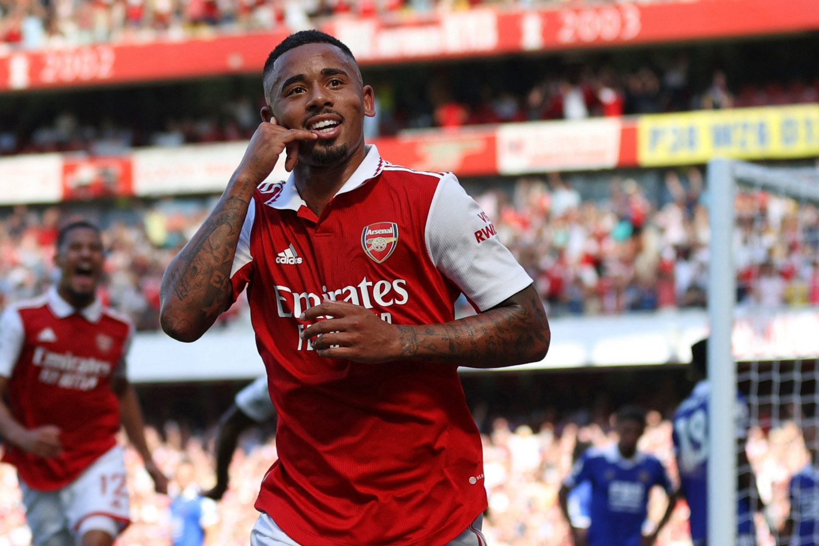 Gabriel Jesus, hụt Real Madrid và bùng nổ Arsenal