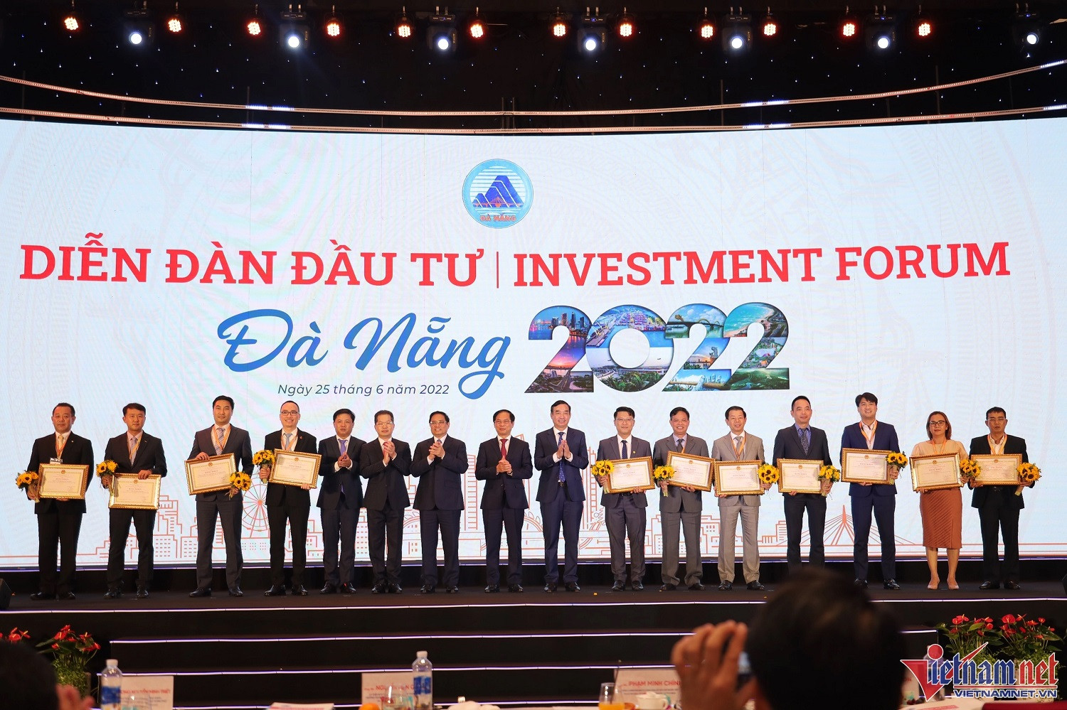 Những lý do các nhà đầu tư nên tích cực đẩy mạnh đầu tư vào Việt Nam và Đà Nẵng